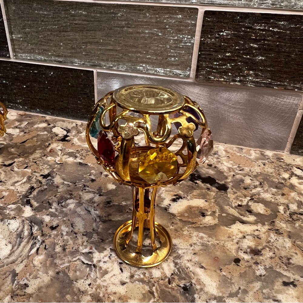 Small Gold Decorations - Picture 6 of 6